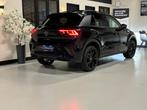 Volkswagen T-Roc 1.5 TSI R-Line | Pano | IQ - Light | Ledbar, 1258 kg, Zwart, 4 cilinders, 150 pk