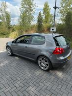Volkswagen Golf 1.6 16V FSI 85KW 3D 2006 Grijs, Auto's, Volkswagen, Voorwielaandrijving, 4 cilinders, 620 kg, 1200 kg