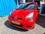 Toyota Aygo 1.0-12V met nieuwe apk, Voorwielaandrijving, Gebruikt, 4 stoelen, 68 pk