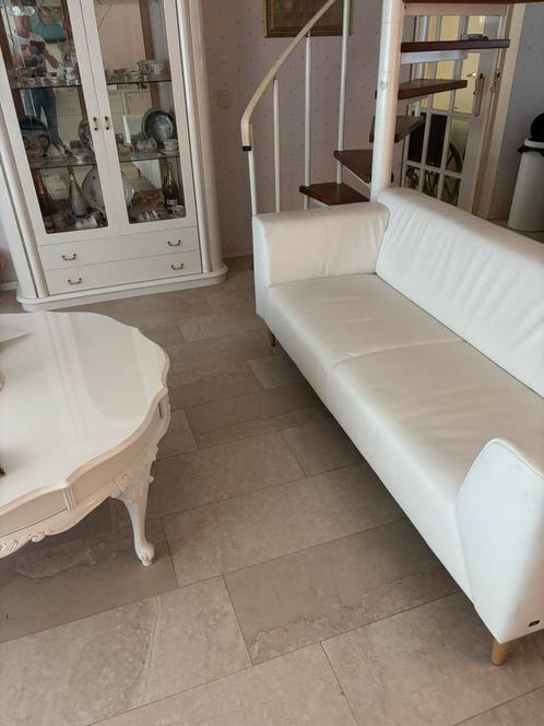 Witte Rolf Benz Bank , nieuwstaat., Huis en Inrichting, Banken | Sofa's en Chaises Longues, Nieuw, Driepersoons, 150 tot 200 cm