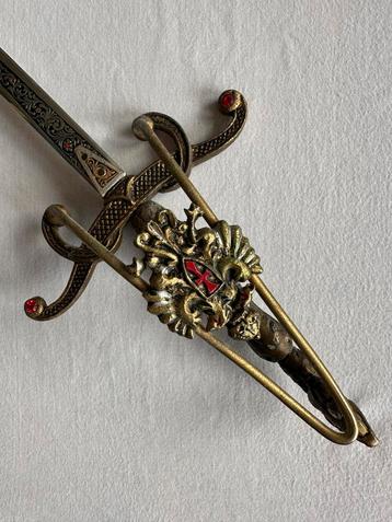 Decoratief Spaanse zwaard van merk Robert 85 cm lang beschikbaar voor biedingen