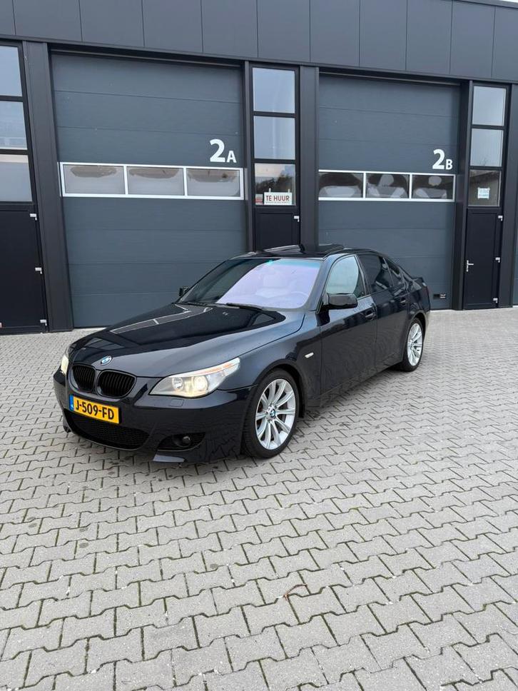BMW 5-Serie 525i Individual High Executive. Leder, Panodak, Auto's, BMW, Particulier, 5-Serie, ABS, Airbags, Airconditioning, Alarm