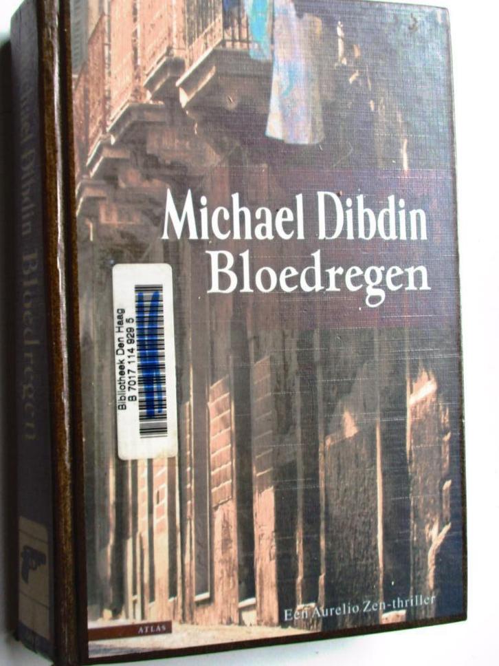 Michael Dibdin "Bloedregen". ' Een Aurelio Zen avontuur., Boeken, Detectives, Gelezen, Ophalen of Verzenden