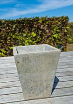 Betonnen pot, bijzondere vorm., Ophalen, Gebruikt, Vierkant, Tuin