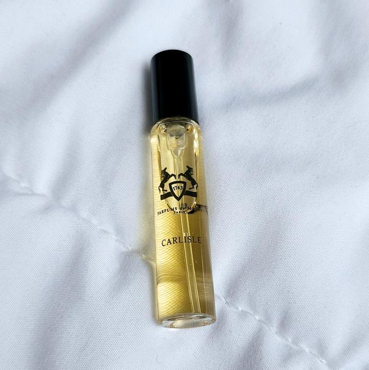 NU €20 ‼️ Parfums de Marly Carlisle niche parfum 5 ml, Sieraden, Tassen en Uiterlijk, Uiterlijk | Parfum, Ophalen of Verzenden