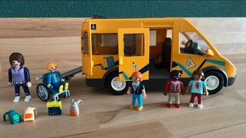 Playmobil schoolbus 9419 beschikbaar voor biedingen