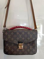 LOUIS VUITTON POCHETTE METIS, Sieraden, Tassen en Uiterlijk, Tassen | Damestassen, Verzenden, Zo goed als nieuw, Bruin, Handtas