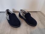 Donkerblauwe warme instap pantoffels maat 37/38, Blauw, Ophalen of Verzenden, Zo goed als nieuw, Pantoffels of Sloffen