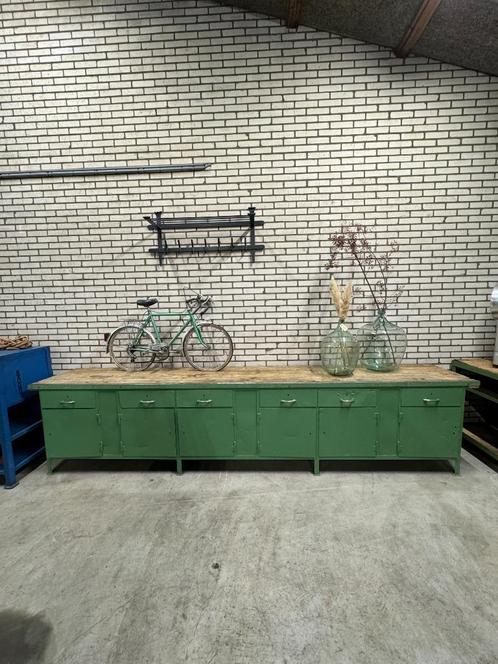 Unieke industriële werkbank 380 cm lang, Antiek en Kunst, Curiosa en Brocante, Ophalen