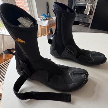 Patagonia R3 Yulex Split Toe surfbooties beschikbaar voor biedingen