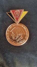 NVA medaille DDR Für den Schutz der Arbeiter und Bauern, Postzegels en Munten, Ophalen of Verzenden, Overige materialen