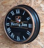 Robuuste HERTOG JAN wandklok met metalen rand, Ophalen of Verzenden, Nieuw