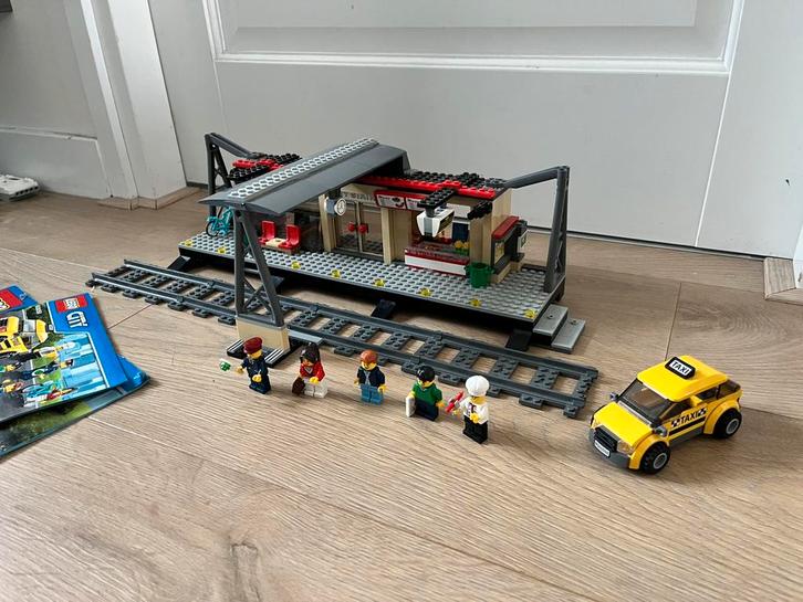 Lego city trein station 60050, Kinderen en Baby's, Speelgoed | Duplo en Lego, Zo goed als nieuw, Ophalen of Verzenden