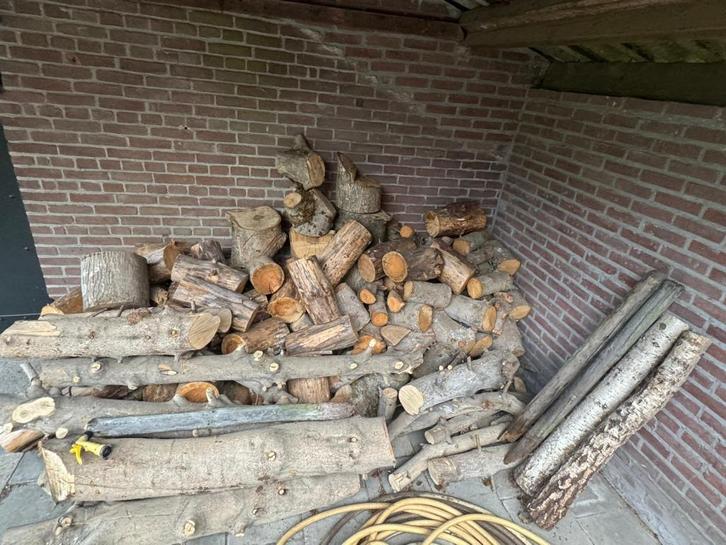 Haardhout: Notenboom, Eikenboom Masthout - 2m3, Tuin en Terras, Haardhout, Stammen, Overige houtsoorten, Minder dan 3 m³, Ophalen