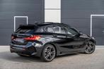 BMW 1-serie 118i M-Sport Sfeer|Cam|Adaptief|Pano|BOMVOL!, 136 pk, 1295 kg, Leder en Stof, Zwart