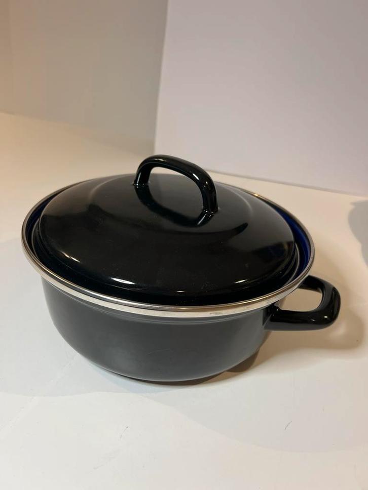 Bk Fortalit Emaille Pan 24cm - Nieuw (met defect), Huis en Inrichting, Keuken | Potten en Pannen, Nieuw, Koekenpan of Braadpan