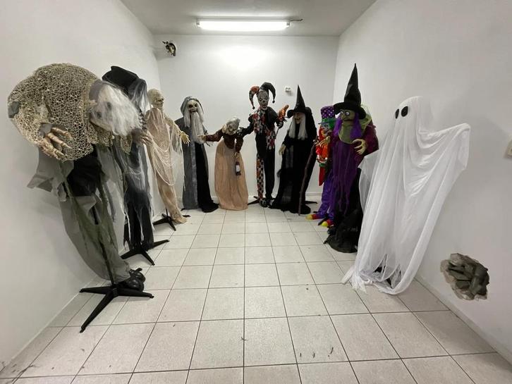 Partij van 10 x halloween animatronic poppen, Hobby en Vrije tijd, Feestartikelen, Nieuw, Halloween of Griezel, Ophalen of Verzenden