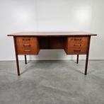 Vintage Deens bureau, Tibergaard, teak, Ophalen of Verzenden, Gebruikt, Bureau