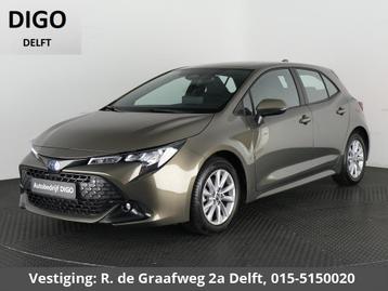 Toyota Corolla Hybrid 140 Business | Stuur-/& Stoelverwarmin beschikbaar voor biedingen