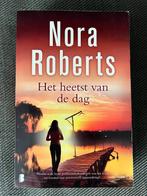 Nora Roberts - Het heetst van de dag., Boeken, Thrillers, Ophalen of Verzenden, Zo goed als nieuw, Nora Roberts