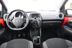 Toyota Aygo 1.0 VVT-i x-fun Airco Audio/Bluetooth Led, Voorwielaandrijving, Stof, Gebruikt, 4 stoelen