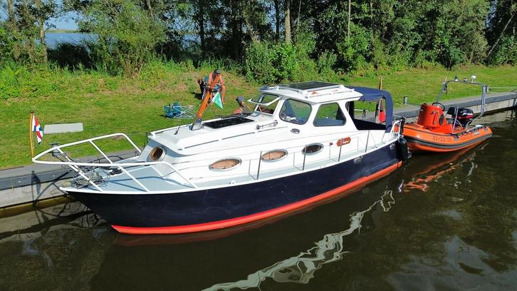 Werfgebouwde Beja 690 kruiser, Watersport en Boten, Motorboten en Motorjachten, Gebruikt, Staal, 6 tot 9 meter, Diesel, Binnenboordmotor