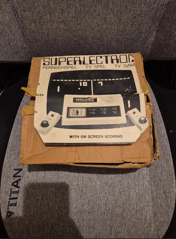 Superlectron TVC- 3000 Pong Marketed System, Spelcomputers en Games, Gebruikt, Ophalen of Verzenden, Shenzhen, Guangdong, China – 13/F, Haosheng Business Center, Dongbin Rd., Nanshan District, Shenzhen, Guangdong, China – Telefoon: +86 0755-33674349