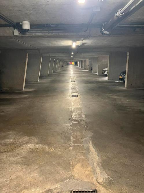 garage huren, 24/7, te huur 1e maand gratis, A12 Zoetermeer, Huizen en Kamers, Garages en Parkeerplaatsen, Den Haag