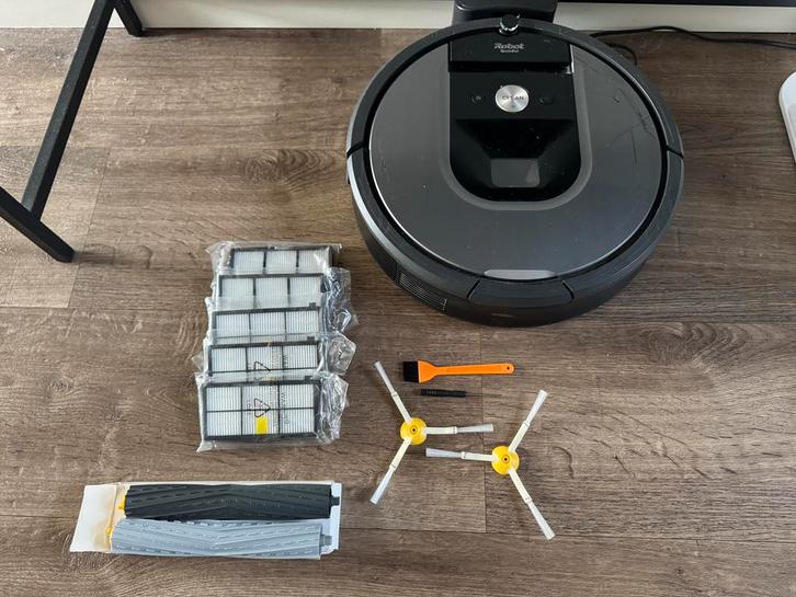 iRobot Roomba 960 Robotstofzuiger + extra's!, Witgoed en Apparatuur, Stofzuigers, Gebruikt, Robotstofzuiger, Reservoir, Ophalen of Verzenden