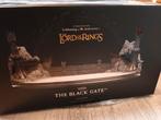 WETA Lord of the rings Black Gate statue, Ophalen of Verzenden, Nieuw, Beeldje of Buste