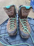 Wandelschoenen, Ophalen of Verzenden, Zo goed als nieuw, Schoenen