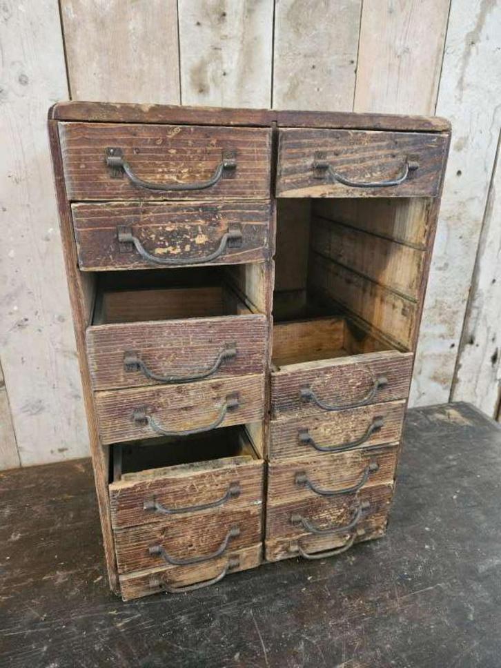 oude ladekastje ``WOONWINKEL RUSTIEK``, Antiek en Kunst, Curiosa en Brocante, Ophalen of Verzenden