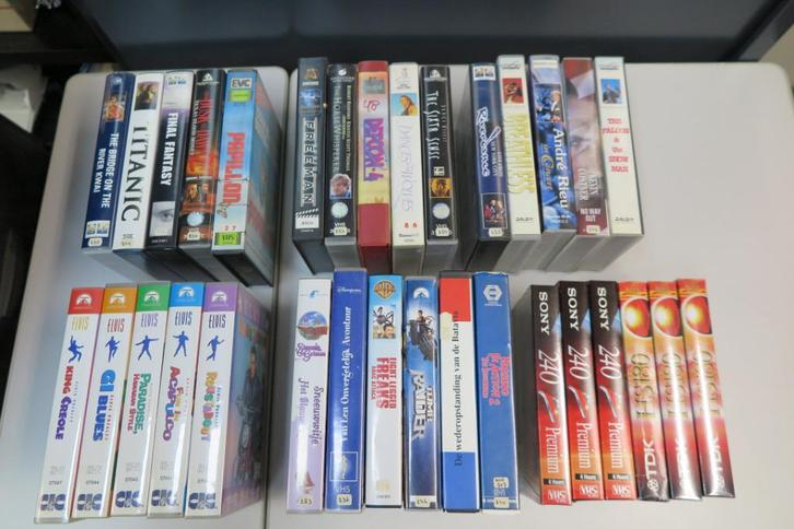 VHS video banden met originele films, Cd's en Dvd's, VHS | Film, Gebruikt, Overige genres, Ophalen of Verzenden