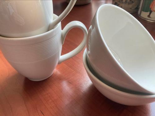 MADISON servies ecru / lees advertentie, Huis en Inrichting, Keuken | Servies, Zo goed als nieuw, Overige stijlen, Porselein, Ophalen