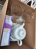 Servies, lamp en glazen GRATIS!, Nieuw, Ophalen of Verzenden, Overige stijlen, Aardewerk