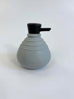Handzeeppompje Soapbelly grijs zwarte dop | kunststof design, Ophalen of Verzenden, Zo goed als nieuw