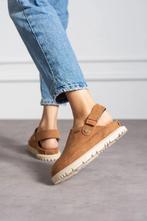 Ugg Schoenen - Comfort en Stijl!, Ophalen of Verzenden, Zo goed als nieuw, Bruin, Pantoffels of Sloffen
