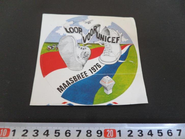 sticker Maasbree 19769  Loop voor Unicef, Verzamelen, Stickers, Zo goed als nieuw, Bedrijf of Vereniging, Ophalen