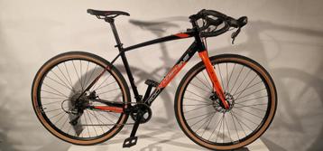 Rock machine Gravelride 200. beschikbaar voor biedingen