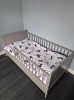 Peuterbed 140 bij 70 met lade, matras, Dekbed 3 jaar oud, Ophalen, 70 tot 85 cm, 140 tot 160 cm, Zo goed als nieuw