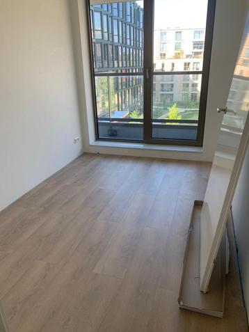 Strak gelegd laminaat! Vakwerk van Knijn Vastgoedonderhoud beschikbaar voor biedingen