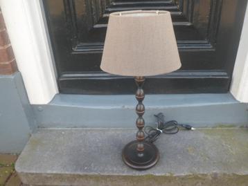 Mooie brons tafellamp schemerlamp 54 hoog lamp met lampenkap beschikbaar voor biedingen