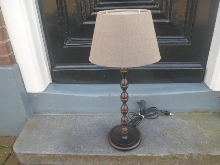 Mooie brons tafellamp schemerlamp 54 hoog lamp met lampenkap, Huis en Inrichting, Lampen | Tafellampen, Gebruikt, 50 tot 75 cm