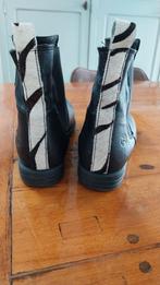 Zwarte half hoge schoenen met zebra streep, 41. Post Xchange, Zwart, Lage of Enkellaarzen, Ophalen of Verzenden, Zo goed als nieuw
