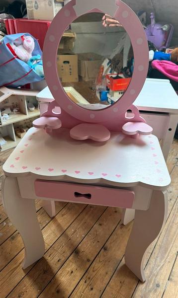 Make-up tafel kind hout beschikbaar voor biedingen