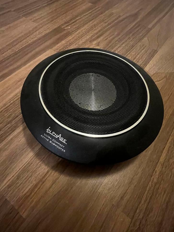 Compacte auto subwoofer - In Phase USW-10 exclusief kabels, Auto diversen, Autospeakers, Gebruikt, Ophalen of Verzenden