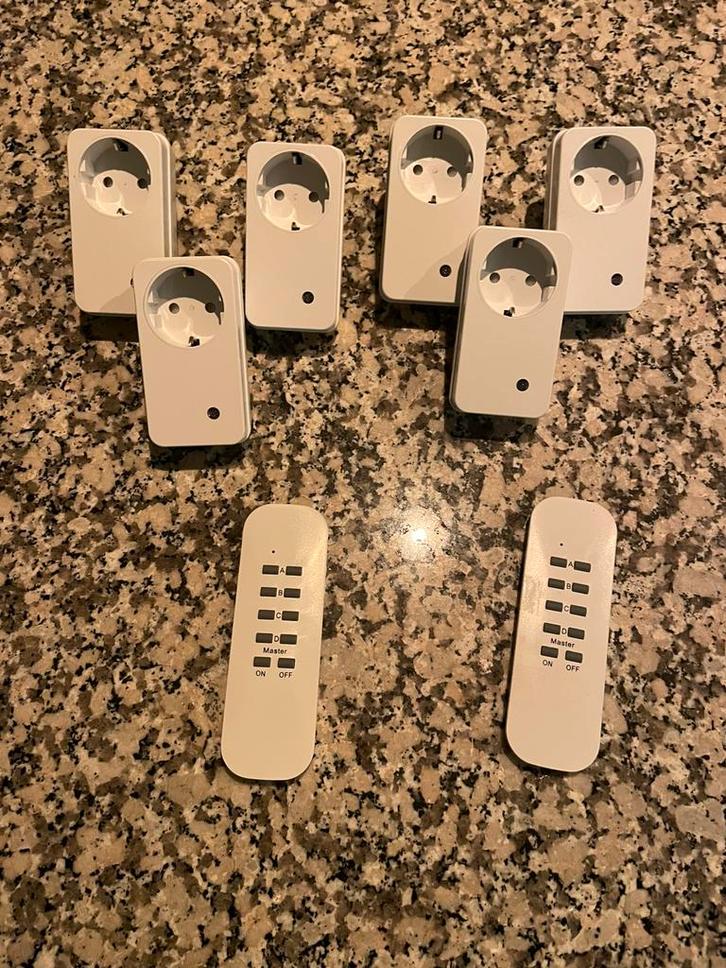 Draadloze stopcontacten 6x incl afstandsbediening, Doe-het-zelf en Verbouw, Elektra en Kabels, Gebruikt, Stopcontact, Ophalen