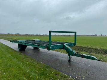 Landbouwwagen 830x262  beschikbaar voor biedingen