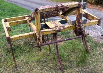 Diverse landbouwmachines beschikbaar voor biedingen
