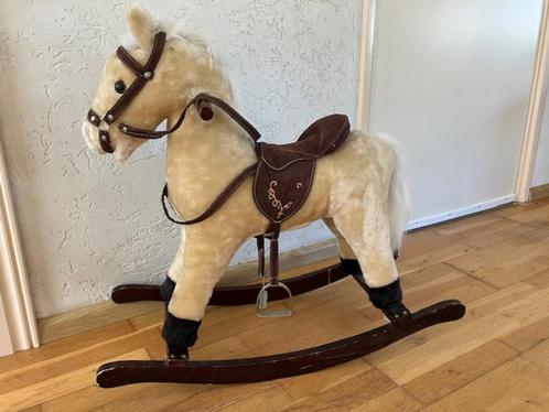hobbelpaard pluche met geluid, Kinderen en Baby's, Speelgoed | Hobbelfiguren, Zo goed als nieuw, Ophalen